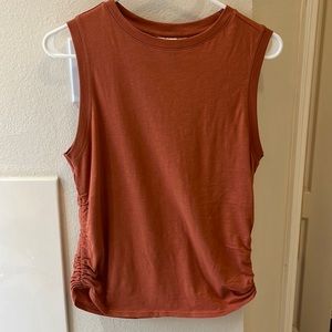 Universal Threads Cinched Sides Dark Coral Tank